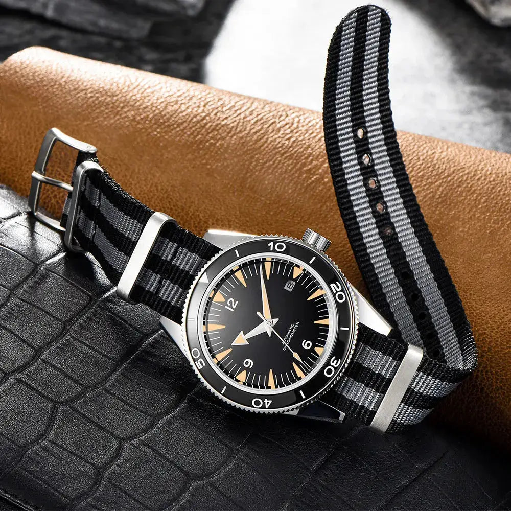 Watch by Simples Market, 41mm automatic with black dial, sapphire glass, luminous markers, nylon strap