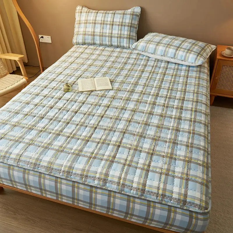 Quilted plaid mattress cover by Simples Market; blue and beige plaid with 2 matching pillows, antibacterial, breathable.