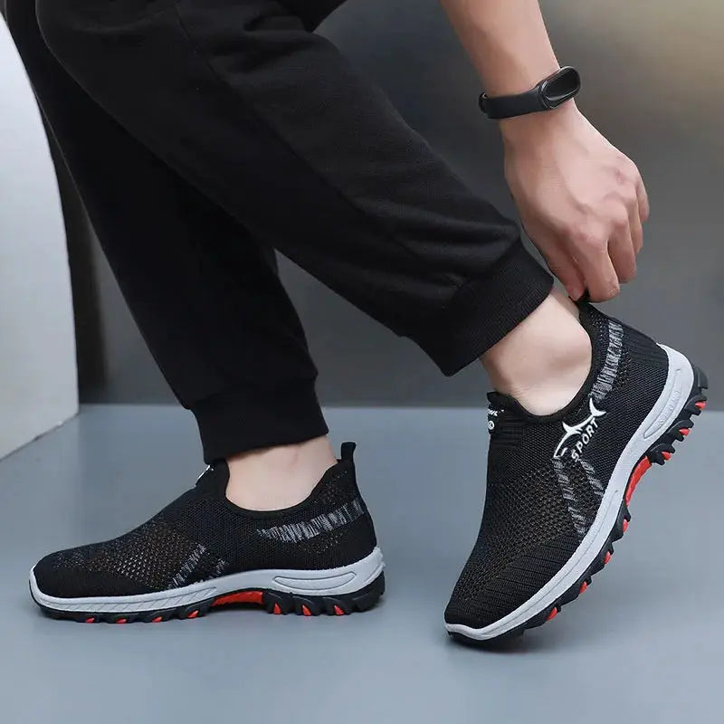 Men's black mesh sport sneakers with white sole and red outsole, Simples Market