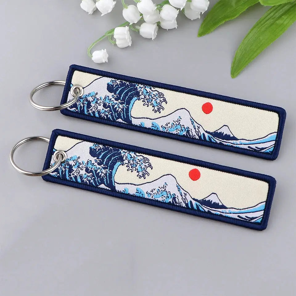 Japanese Wave Art Embroidery Keychain Fob Zinc Alloy Backpack Tag For Motorcycles Cosplay Gift