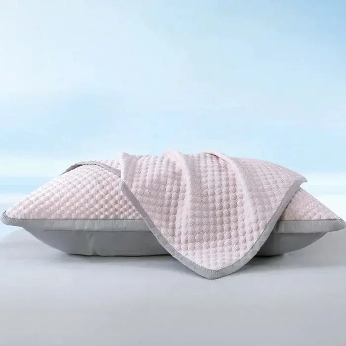 Simples Market summer cooling pillowcase, pale pink with a dotted textured surface, 48x70cm, no pillow.
