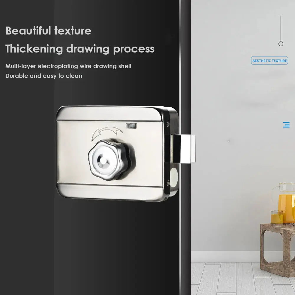Smart door lock by Simples Market with fingerprint, Bluetooth app, password and RFID card, mounted on a door