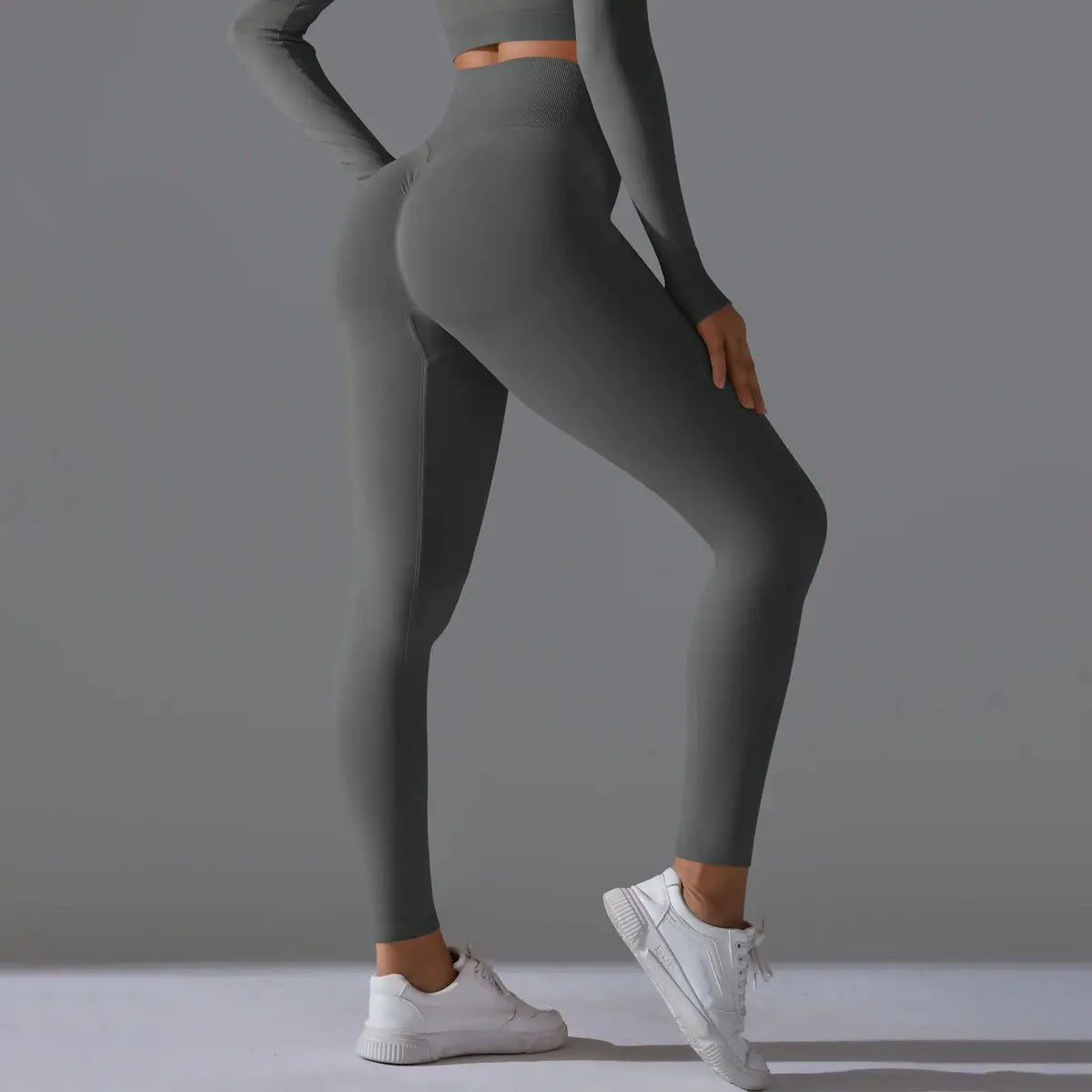 Women's seamless yoga leggings in gray with high waist, tummy control, and scrunch butt lifting for gym workouts
