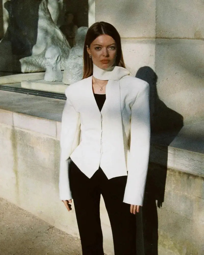 Trendix Elegant Blazer white tailored jacket worn with black pants