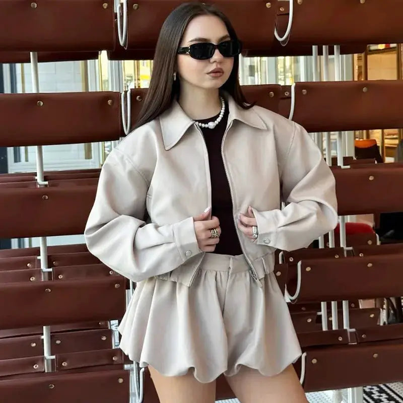 Tuularose Womens Lapel Zip Jacket Two Piece Pleated Shorts Autumn Suit