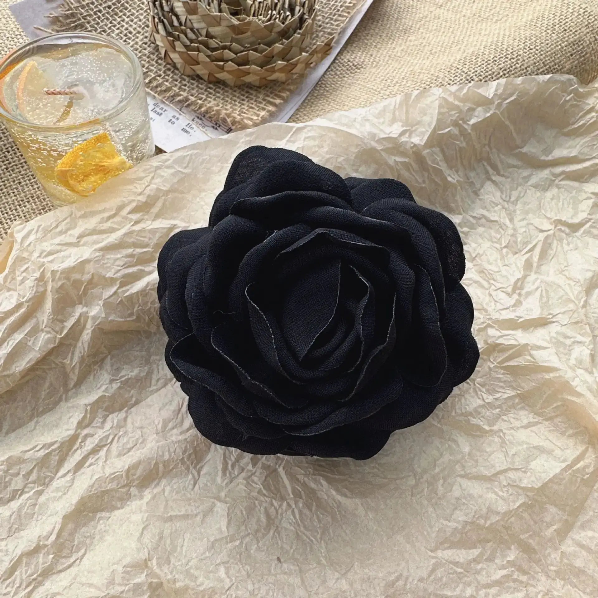 LuxeHair Stereoscopic Rose Hair Clips For Women Sturdy Back Of The Head Shark Clips Fashionable Hair Accessories