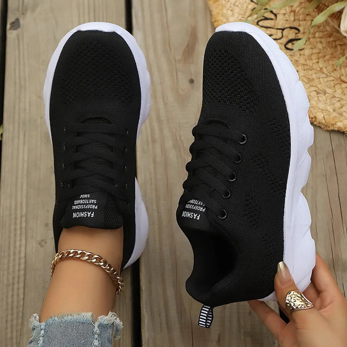 NovaStride Women Platform Running Shoes With Breathable Mesh Upper For Comfort And Stability