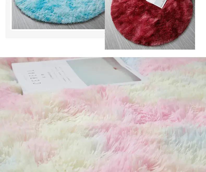 Simples Market plush round rug mats set in blue, red and pastel multicolor (3 pieces), fluffy thick pile