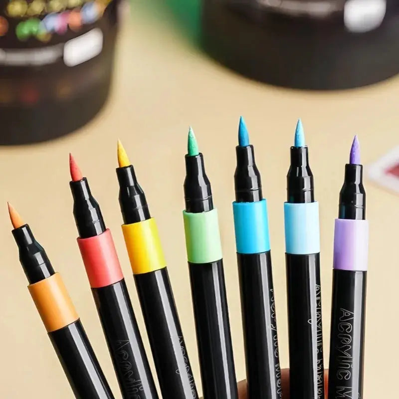 Bucket-cap soft-head acrylic markers set in 7 colors for art class by Simples Market