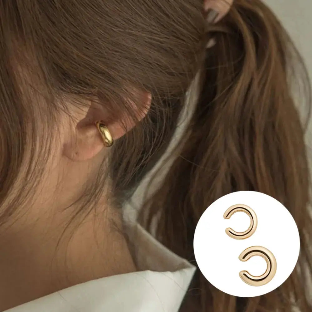 Simples Market gold ear cuffs for women; minimalist round C-shaped ear clips for non-pierced ears, set of 2
