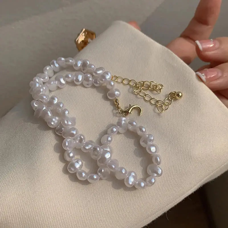 Imitation pearl necklace for women, white bead collarbone chain with gold extender, Simples Market