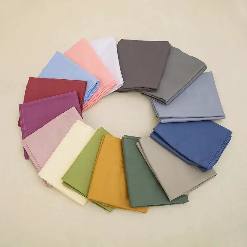Pillowcases, assorted colors, 16 pcs, displayed in a circular arrangement; envelope-style, 48×74cm, Simples Market