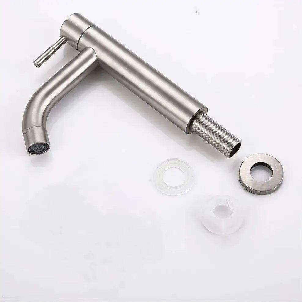 Stainless steel Simples Market single-handle deck-mounted basin faucet with curved spout and 3 installation accessories.