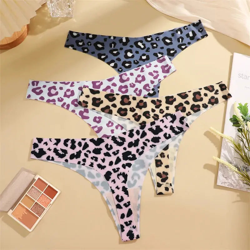Ultra-thin leopard print seamless thong underwear set in assorted colors by Simples Market, 5 pieces.