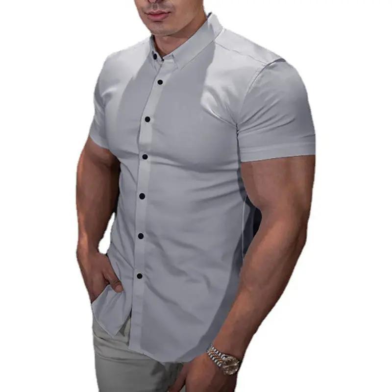 Men's slim-fit short-sleeve dress shirt in light grey by Simples Market