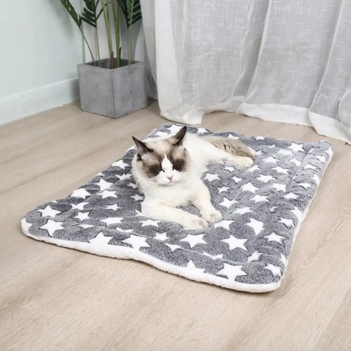 Thick Flannel Pet Mat Bed For Dogs And Cats Soft Sleeping Mat Blanket For Puppies And Kittens