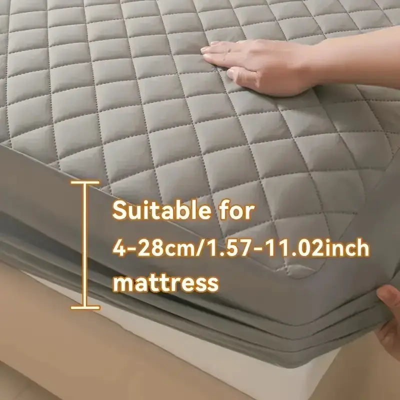 Simples Market quilted waterproof fitted sheet mattress protector in gray, machine washable; fits 4–28 cm mattresses