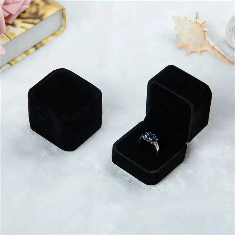 Rounded Flannelette Ring Box Flocking Jewelry Storage Organizer for Studs Badges Soft Jewelry Box for Ring Protection