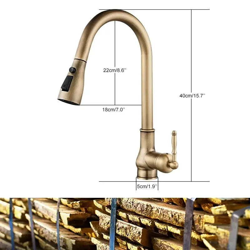 Kitchen faucet with pull-out sprayer in antique bronze by Simples Market EL9021