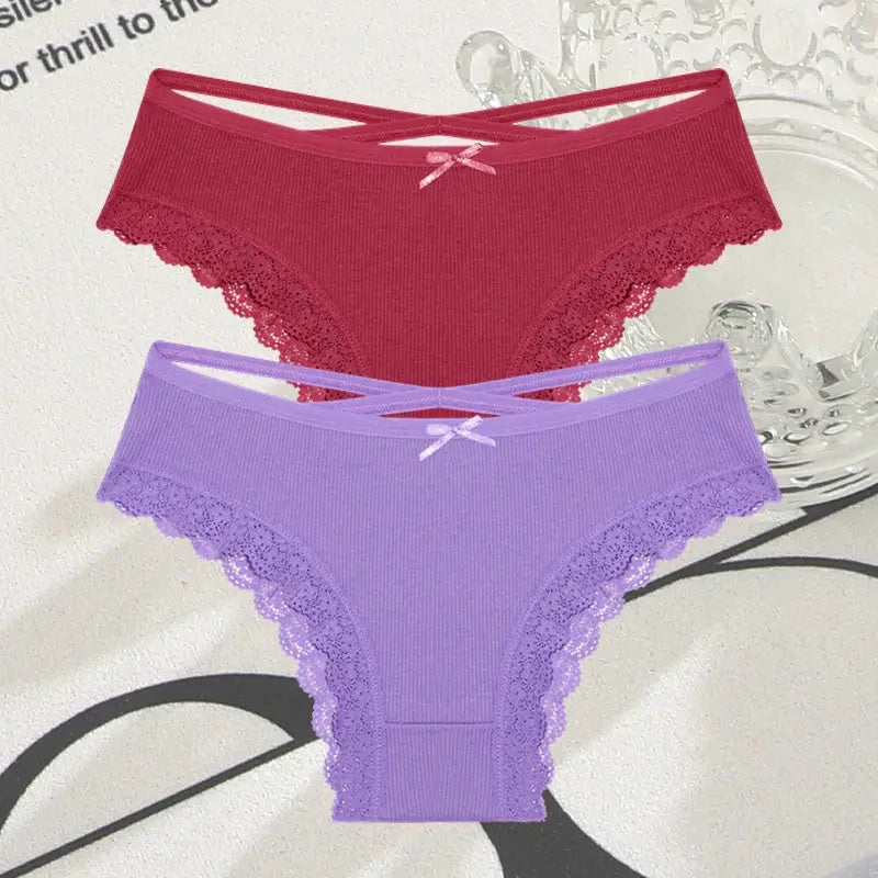 2-pack cotton panties for women with lace trim in red and lavender, low-rise Brazilian briefs by Simples Market