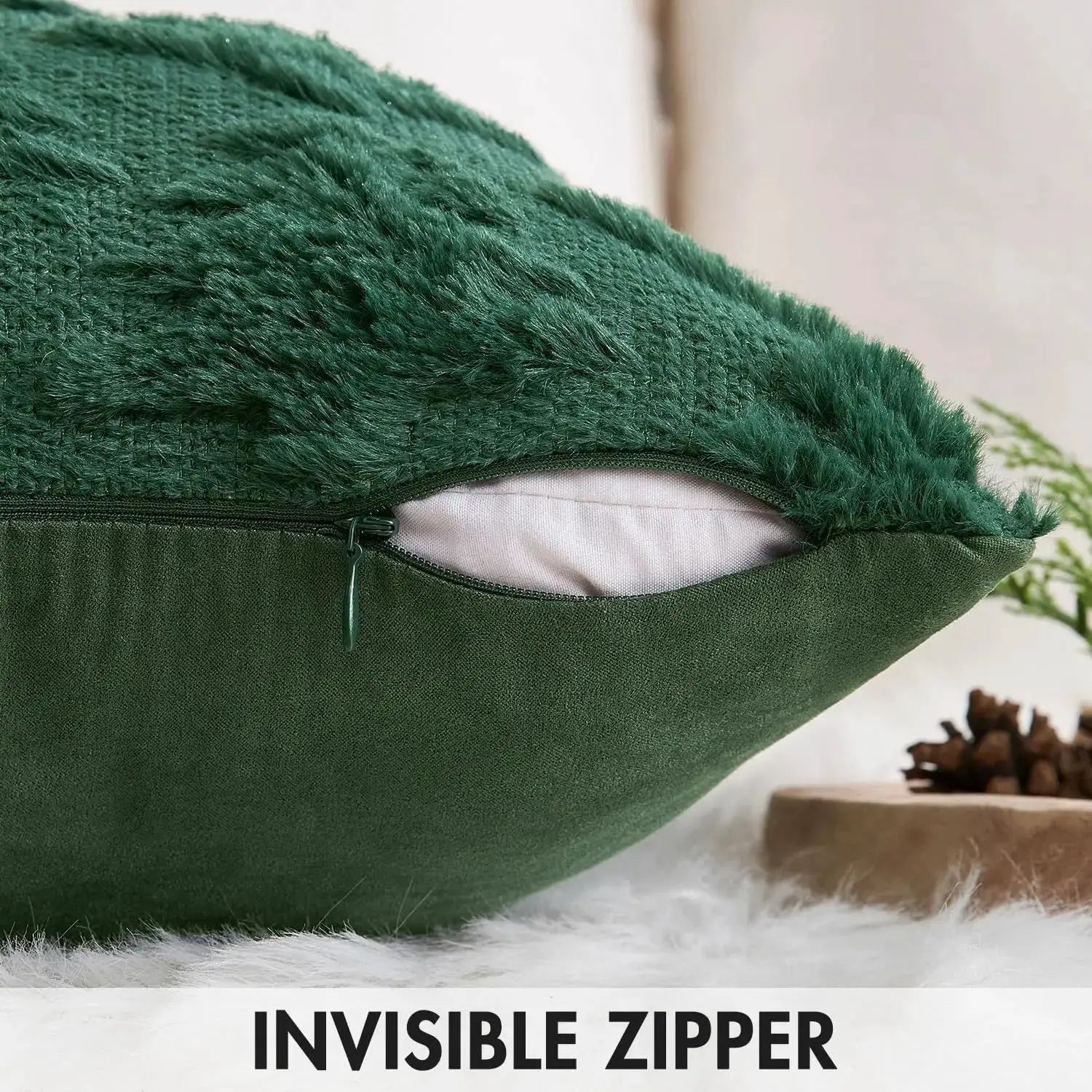 Green Christmas throw pillow cover with plush faux fur, invisible zipper, 18x18, by Simples Market.