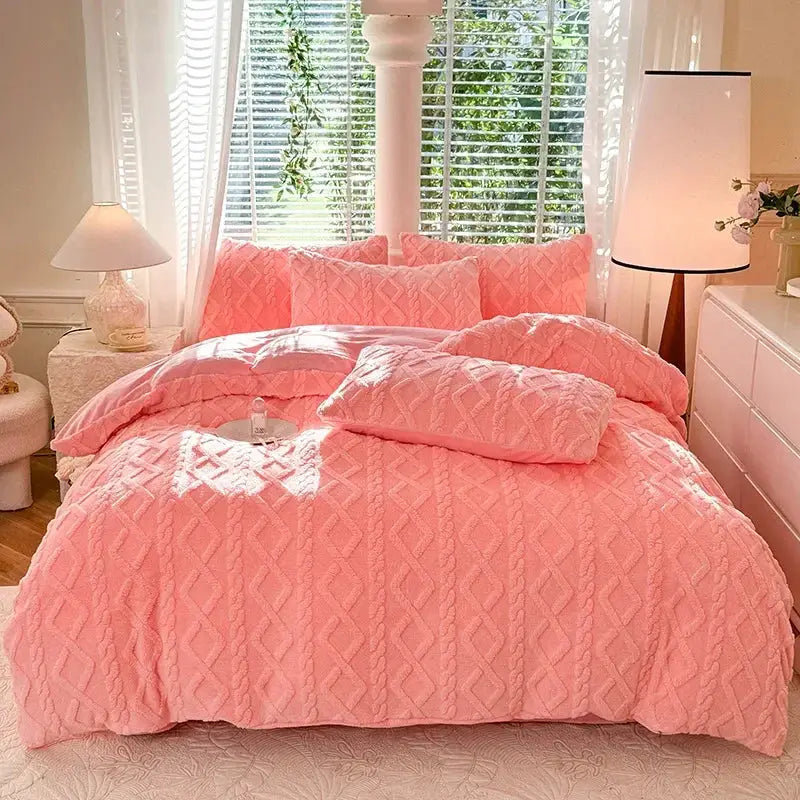 Tafuru milk fleece pink quilt set for double bed; solid color with textured diamond pattern