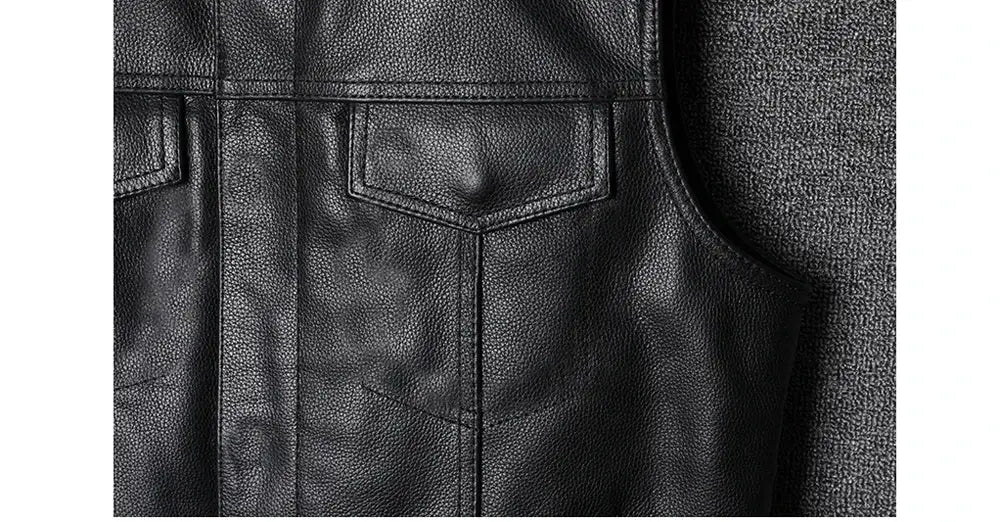 Men's autumn-winter faux leather waistcoat by Simples Market, black biker-style vest with stand collar.