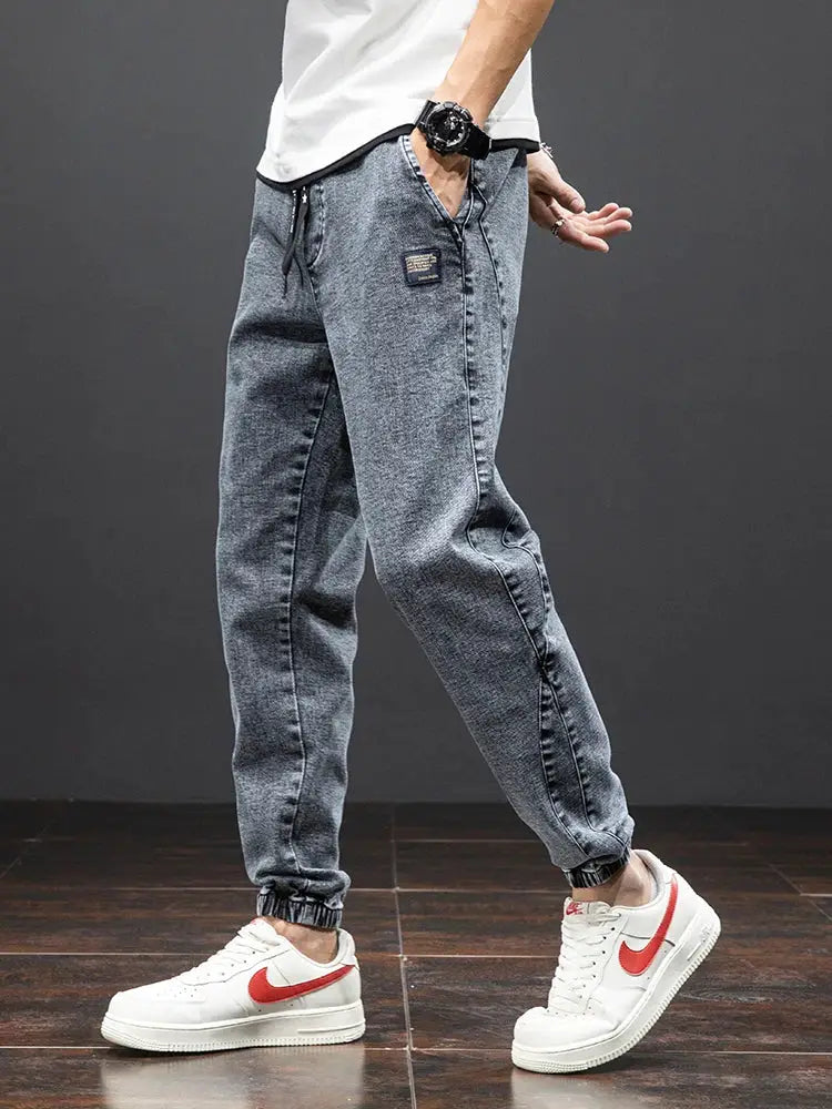 Simples Market men's gray cargo denim jogger pants with baggy fit and elastic cuffs