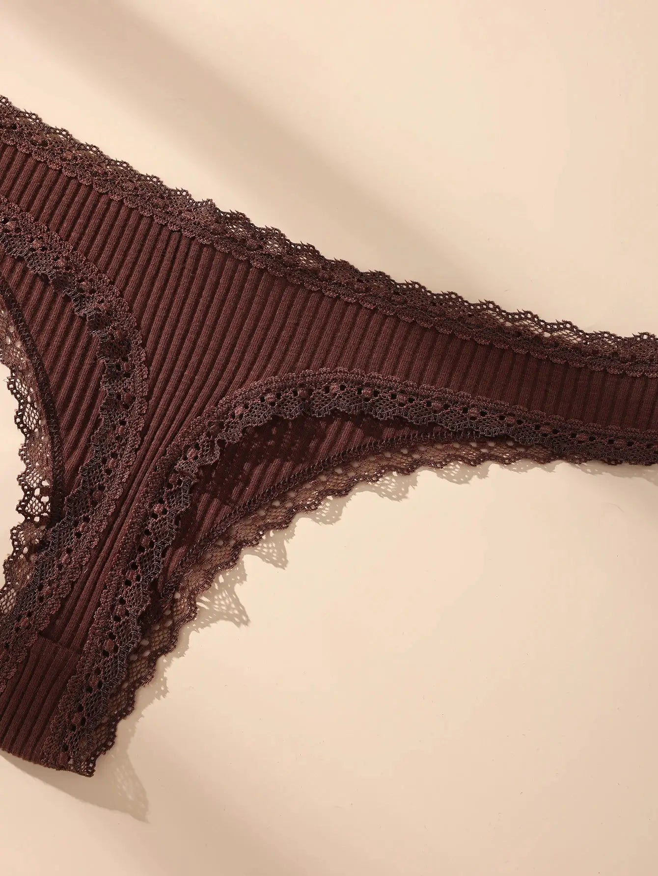 Simples Market brown lace thong underwear with ribbed cotton and scalloped lace trim