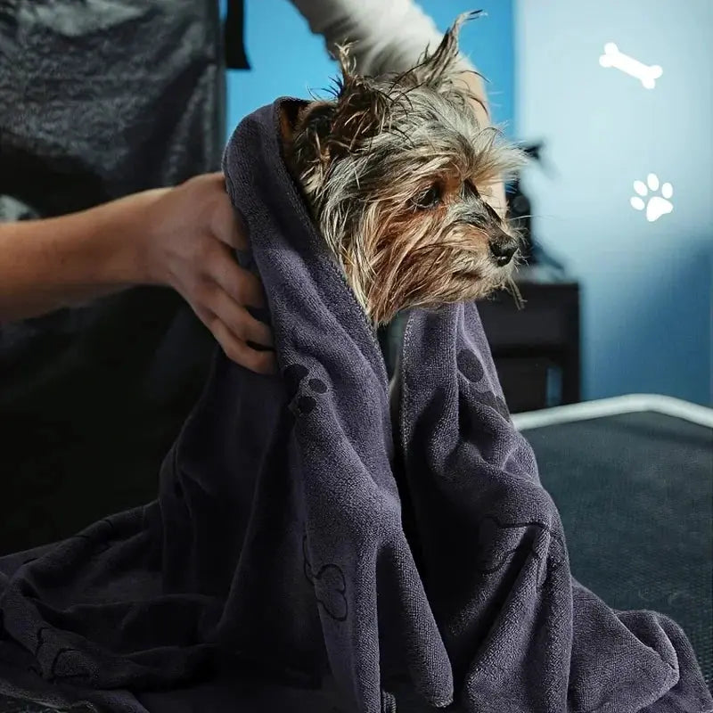 Dog towel by Simples Market; dark gray microfiber quick-drying bath towel for medium dogs