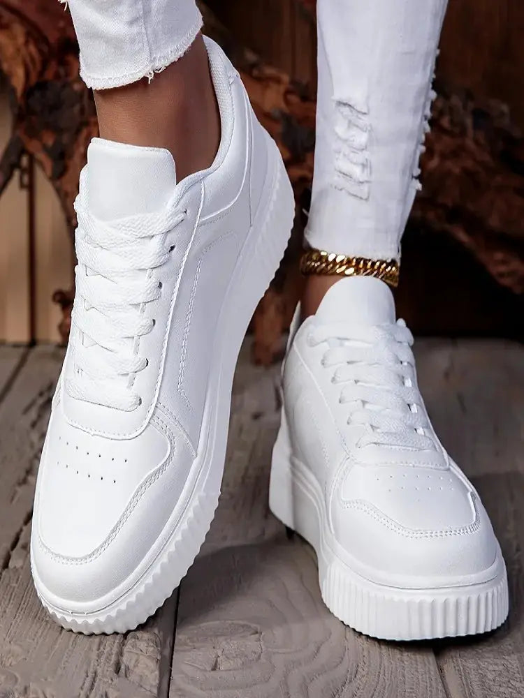 MAEDEF women's white lace-up platform sneakers pair, casual vulcanized sole, lightweight non-slip