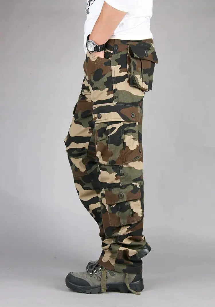 Men's tactical camouflage cargo pants with multiple pockets in cotton fabric.