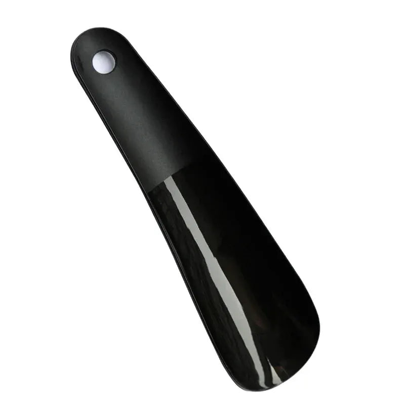 Simples Market black plastic shoe horn, 16 cm short-handle lifter with hanging hole