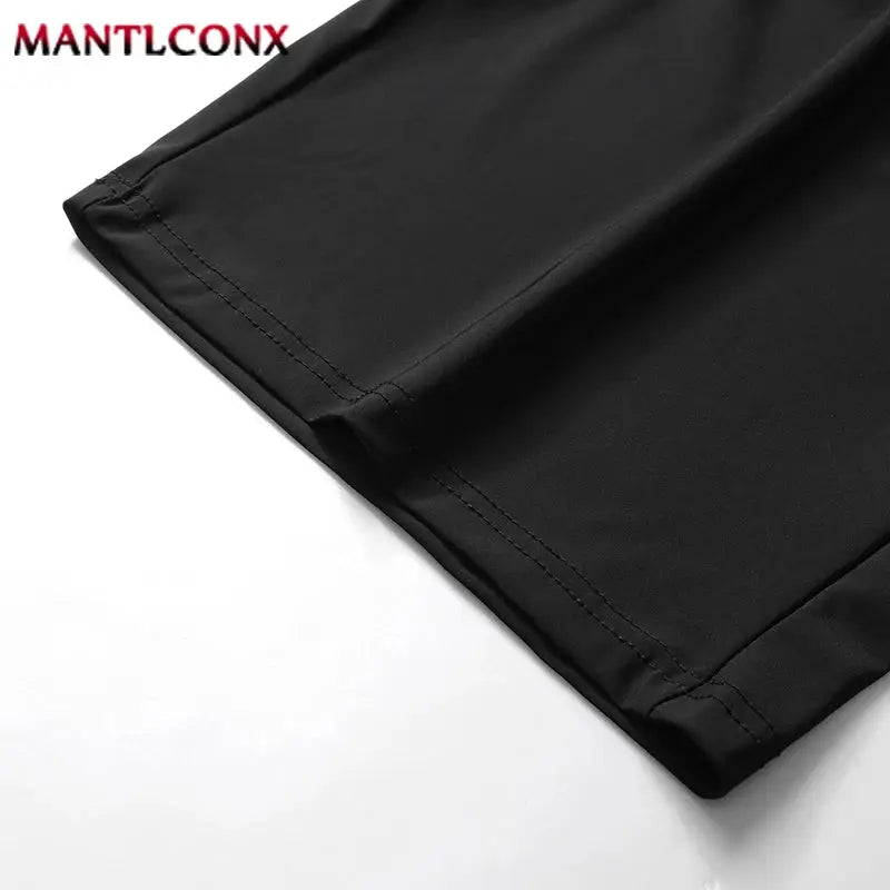 Men's black gym shorts with drawstring, breathable quick-drying fabric; MANTLCONX logo, Simples Market