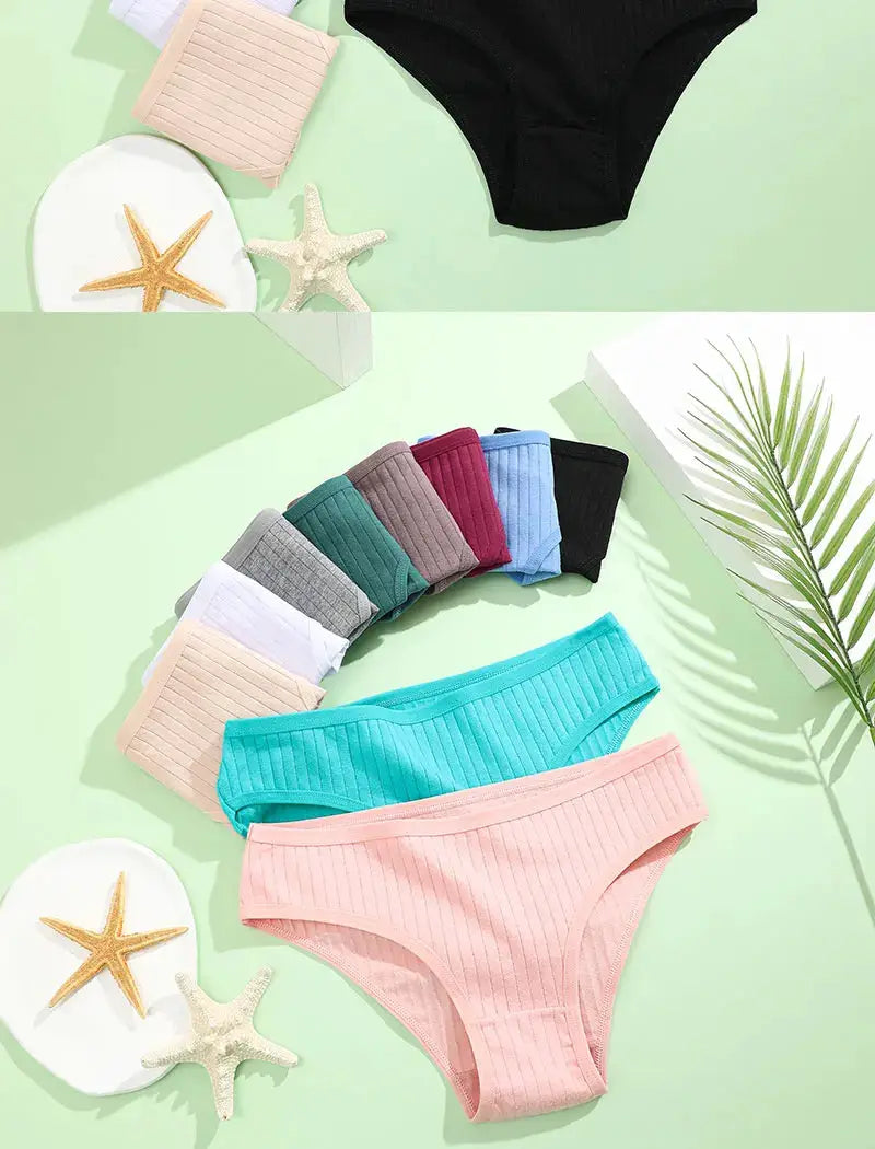 Women's cotton panties 4-pack in assorted colors with ribbed striped texture