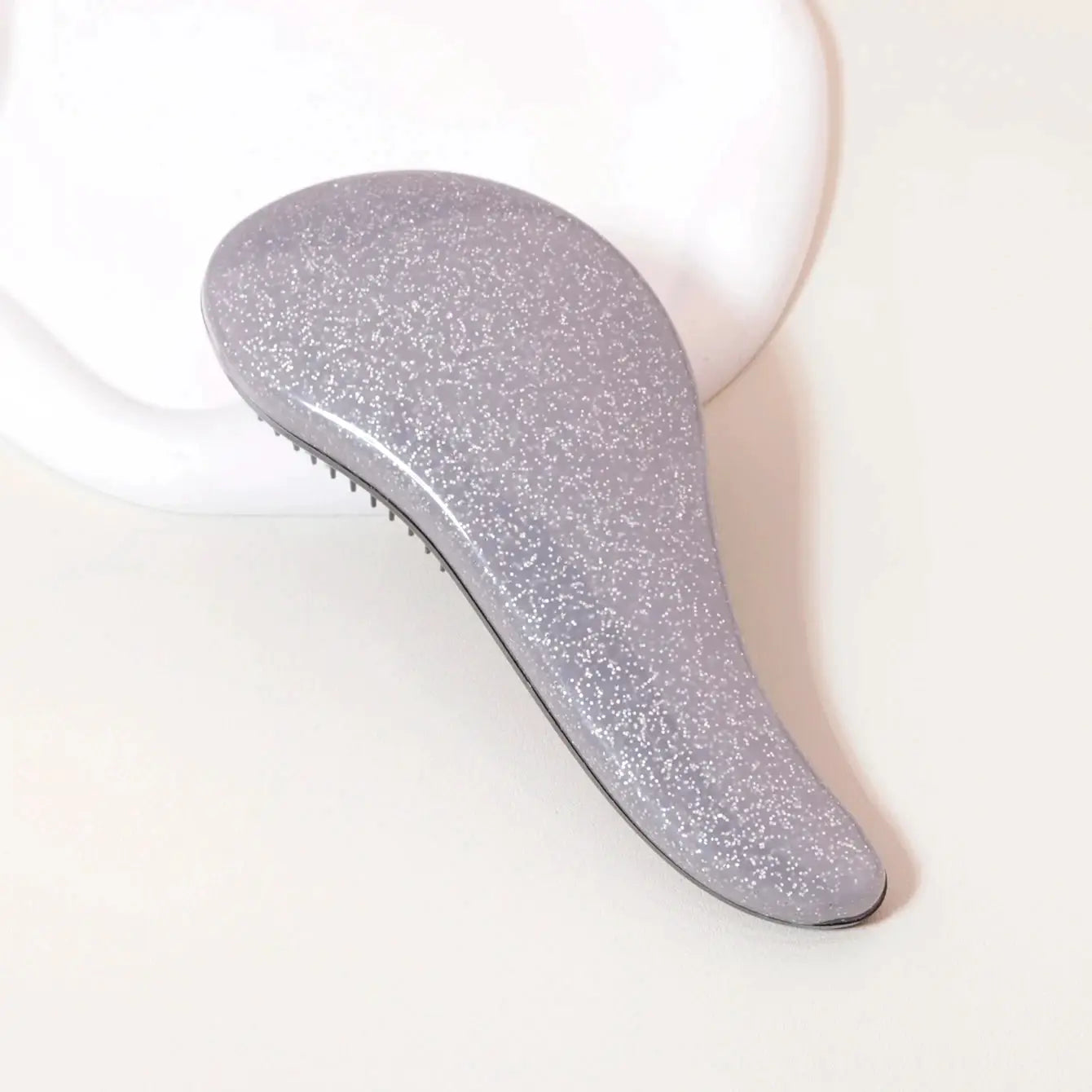 Smoothing brush for natural, wet and dry hair, wig care tool, gray speckled plastic