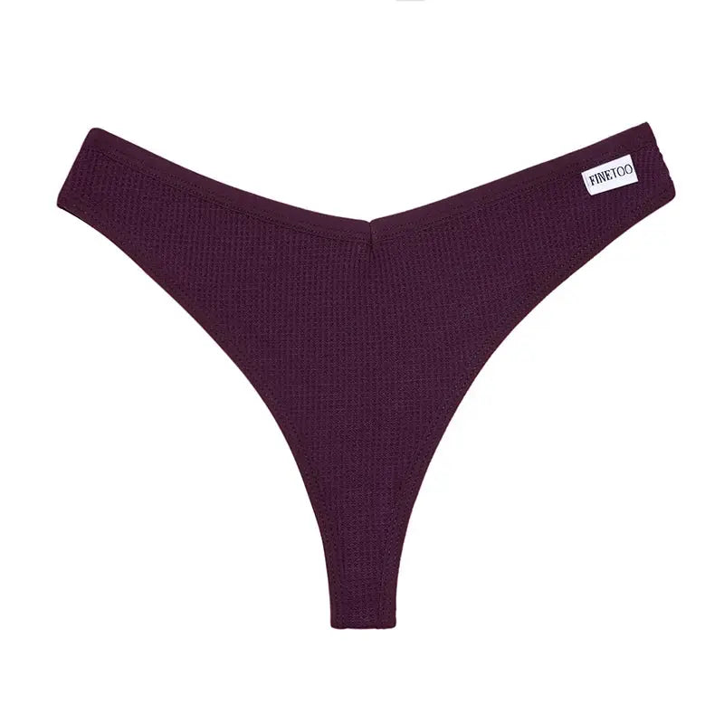 Thong underwear with deep purple waffle cotton fabric, V-waist, Finetoo label.
