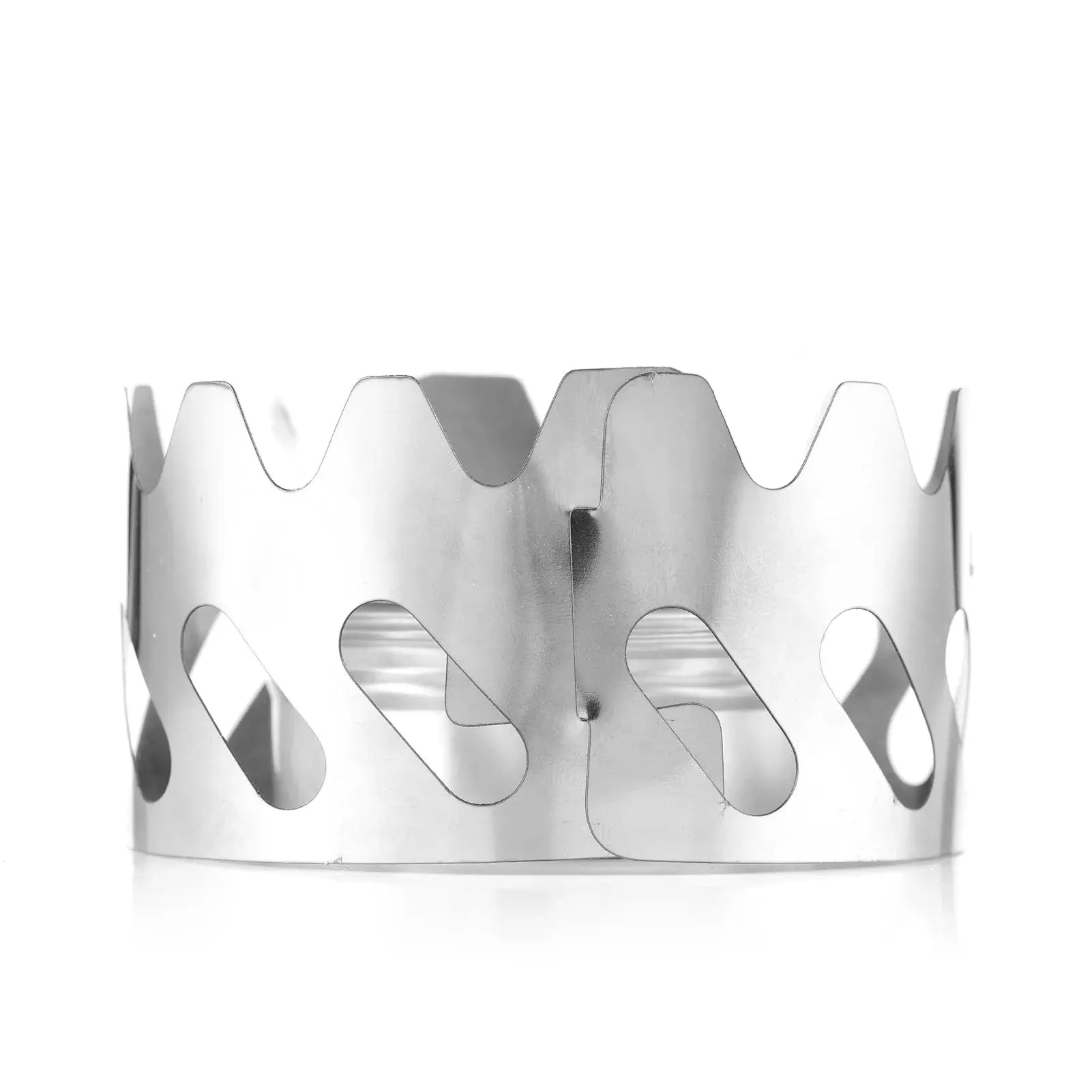 Mini camping stove windscreen in stainless steel with cutout lattice design