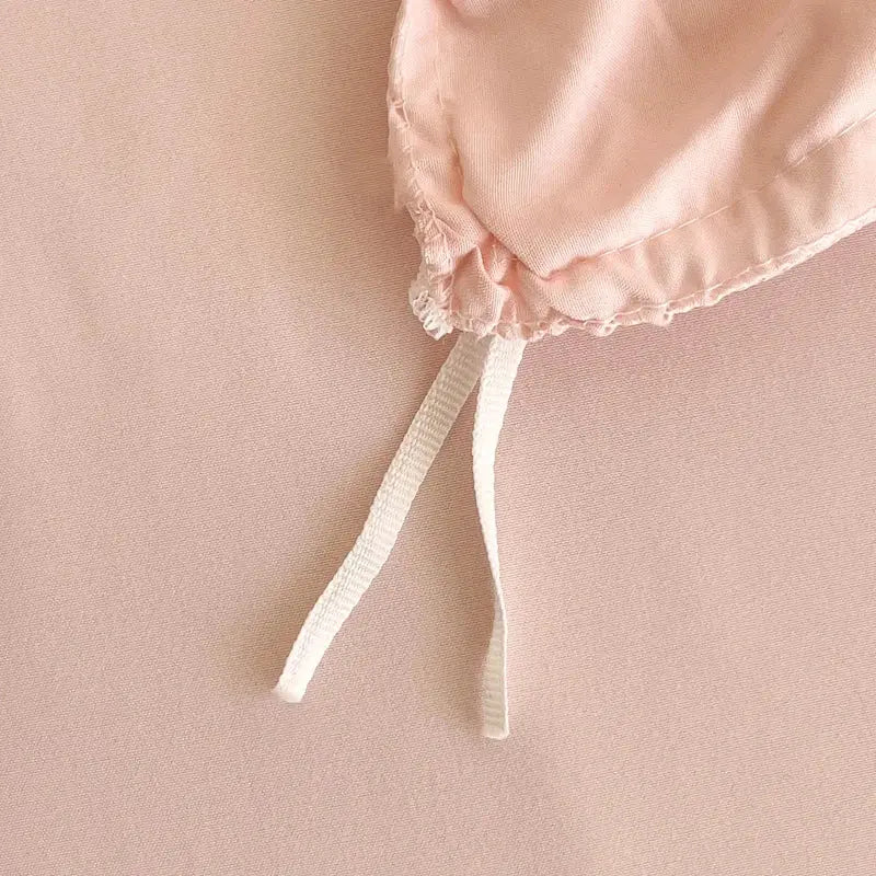 3-piece quilt cover set with two blush pink pillowcases; knitted double-layer yarn