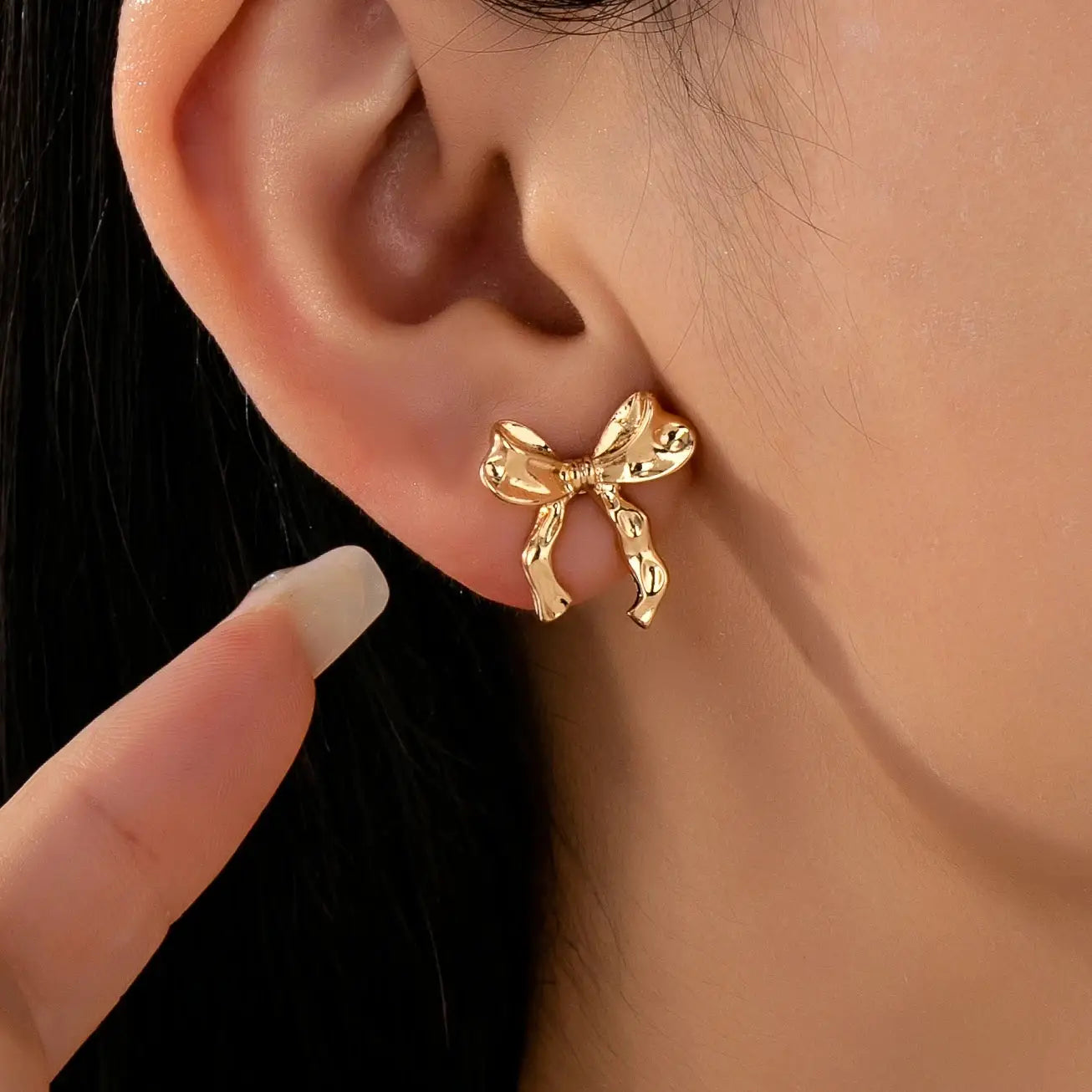 Pair Of Women Bowknot Stud Earrings Simple Fashionable Sweet Design For Daily Wear And Vacation Outfits