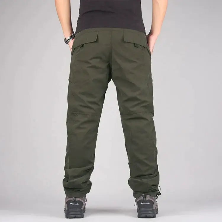 Men's fleece cargo pants olive green with tactical pockets, loose fit, winter-warm lining