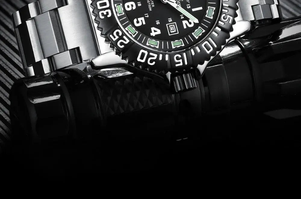 ADDIESDIVE luxury men's quartz dive watch with stainless steel strap, black and orange, luminous dial