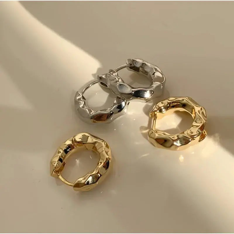 2Pcs Zinc Alloy Smooth Hoop Earrings For Women And Girls Elegant Luxury Jewelry Daily Wear
