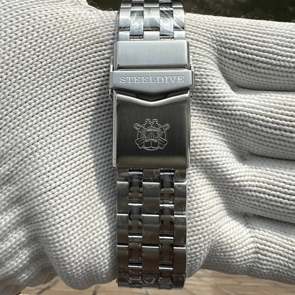 STEELDIVE SD1957 stainless steel dive watch bracelet with STEELDIVE branded clasp