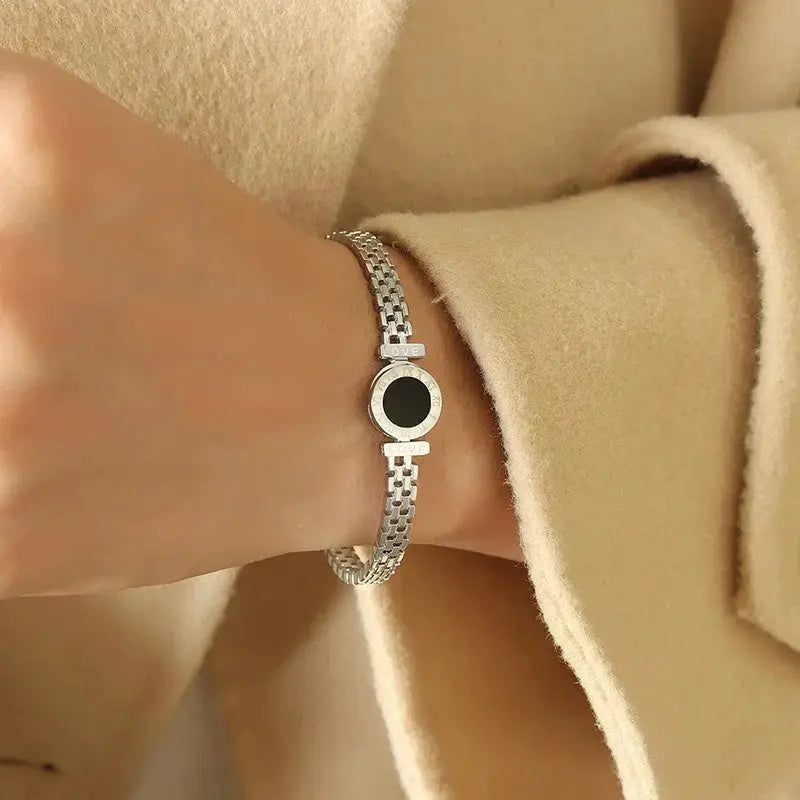 Women Black Stainless Steel And Acrylic Couple Bracelet With Carved Roman Numerals Fashion Cuff Gift