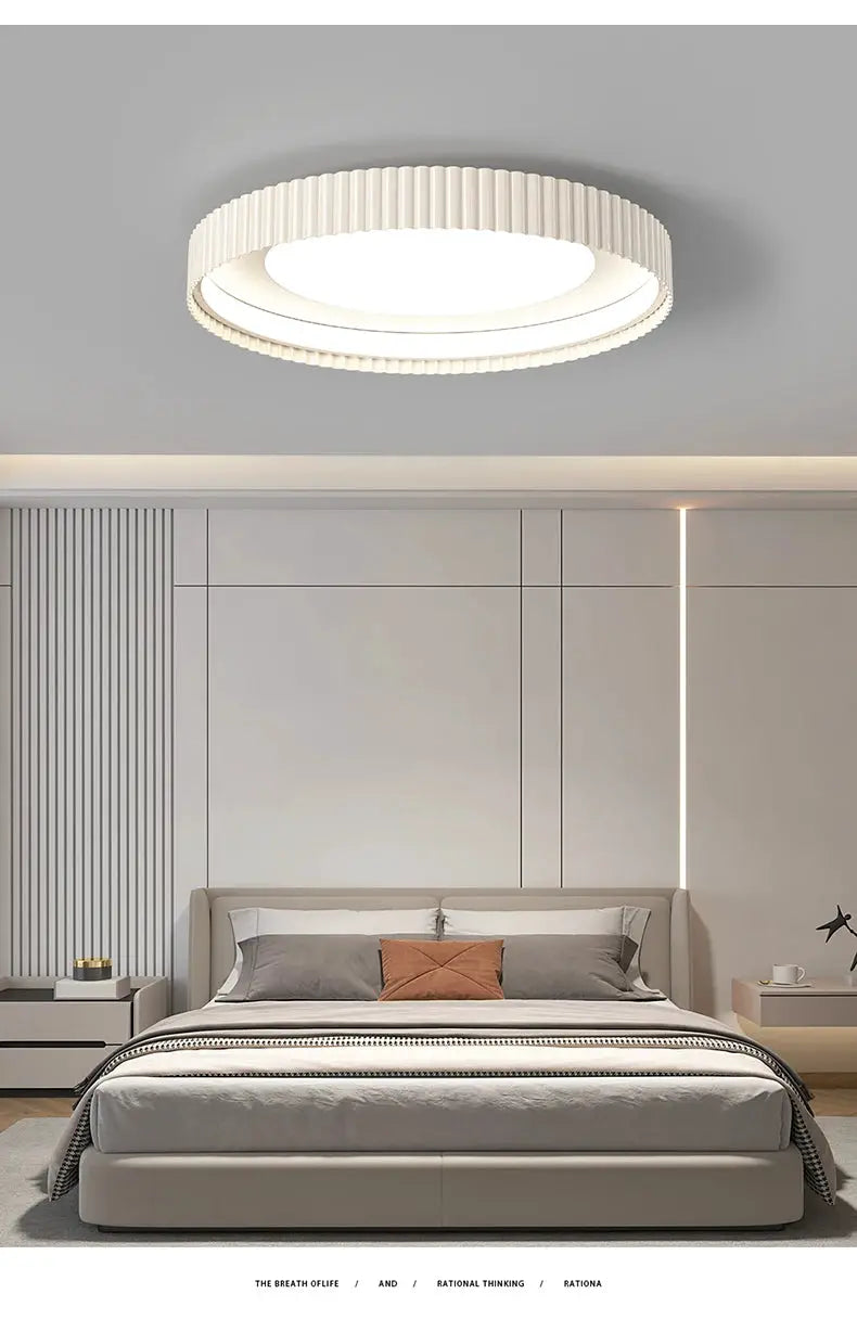 Simples Market modern round LED ceiling light, metal white finish, for bedroom living area