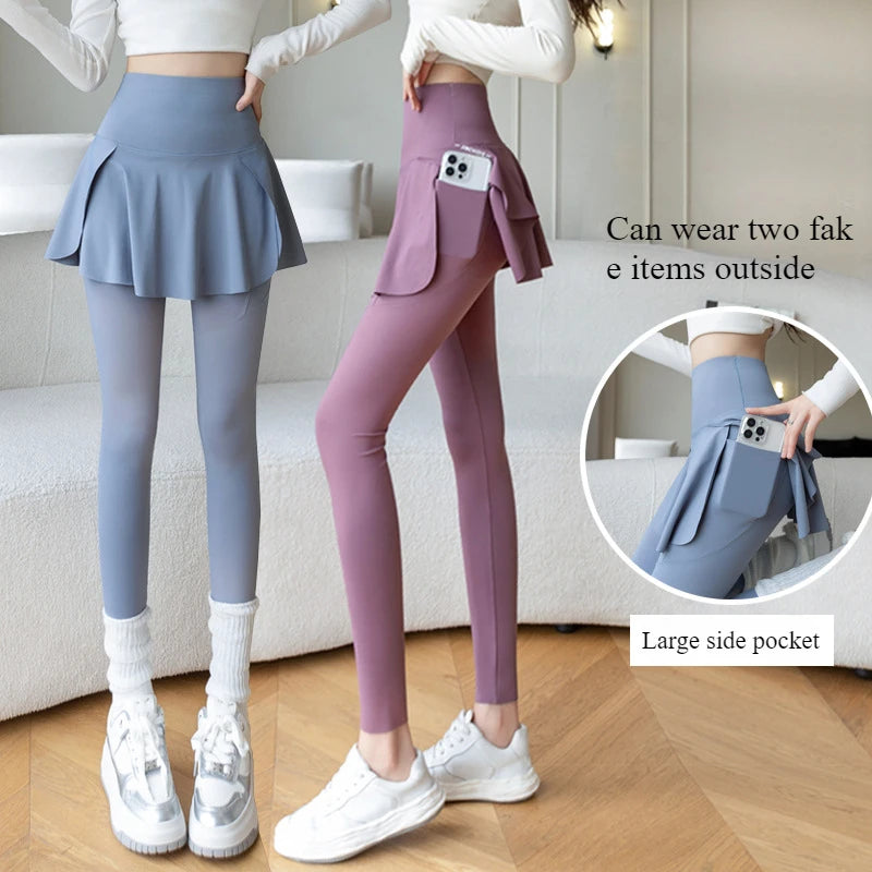 Women fake two-piece leggings by Simples Market; high-waist seamless leggings with side pocket in blue and mauve.
