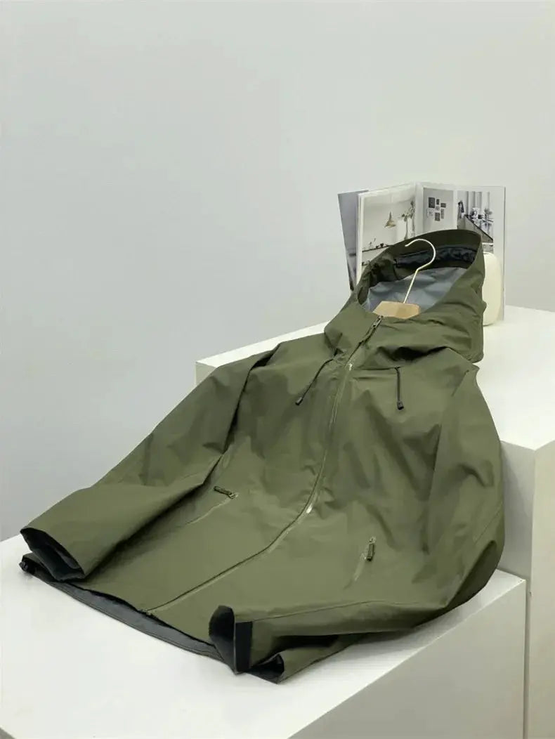 Men's outdoor windproof soft-shell jacket, olive green with hood and zip pockets