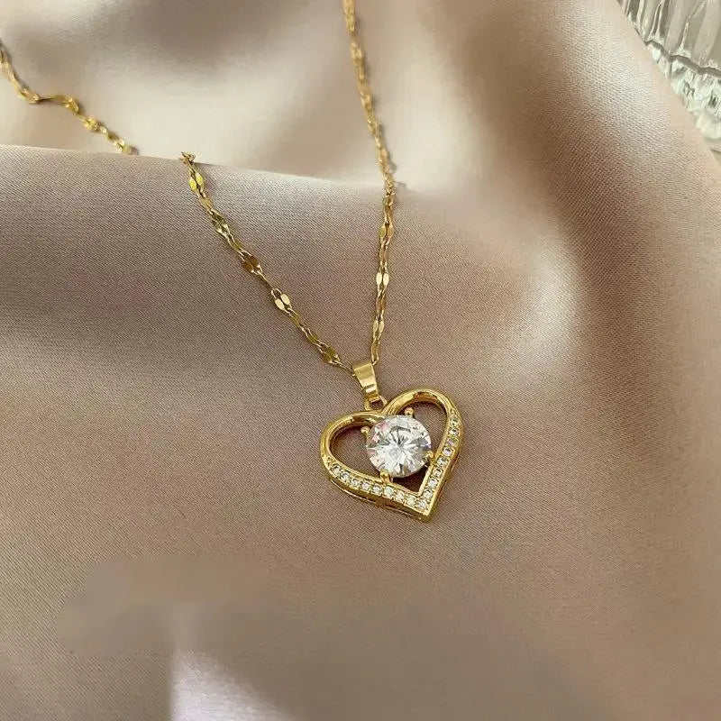 Heart Shaped Pendant Necklace Hollow Design Rhinestone Zinc Alloy for Women Gift for Best Friends Mothers Day Party Wear