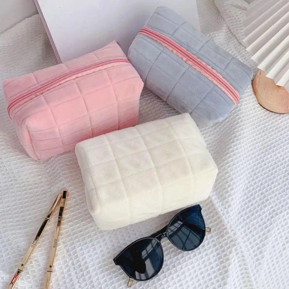 VelvetNest Plush Makeup Bag Soft Velvet Material Barrel Shaped Portable Travel Cosmetic Storage Organizer